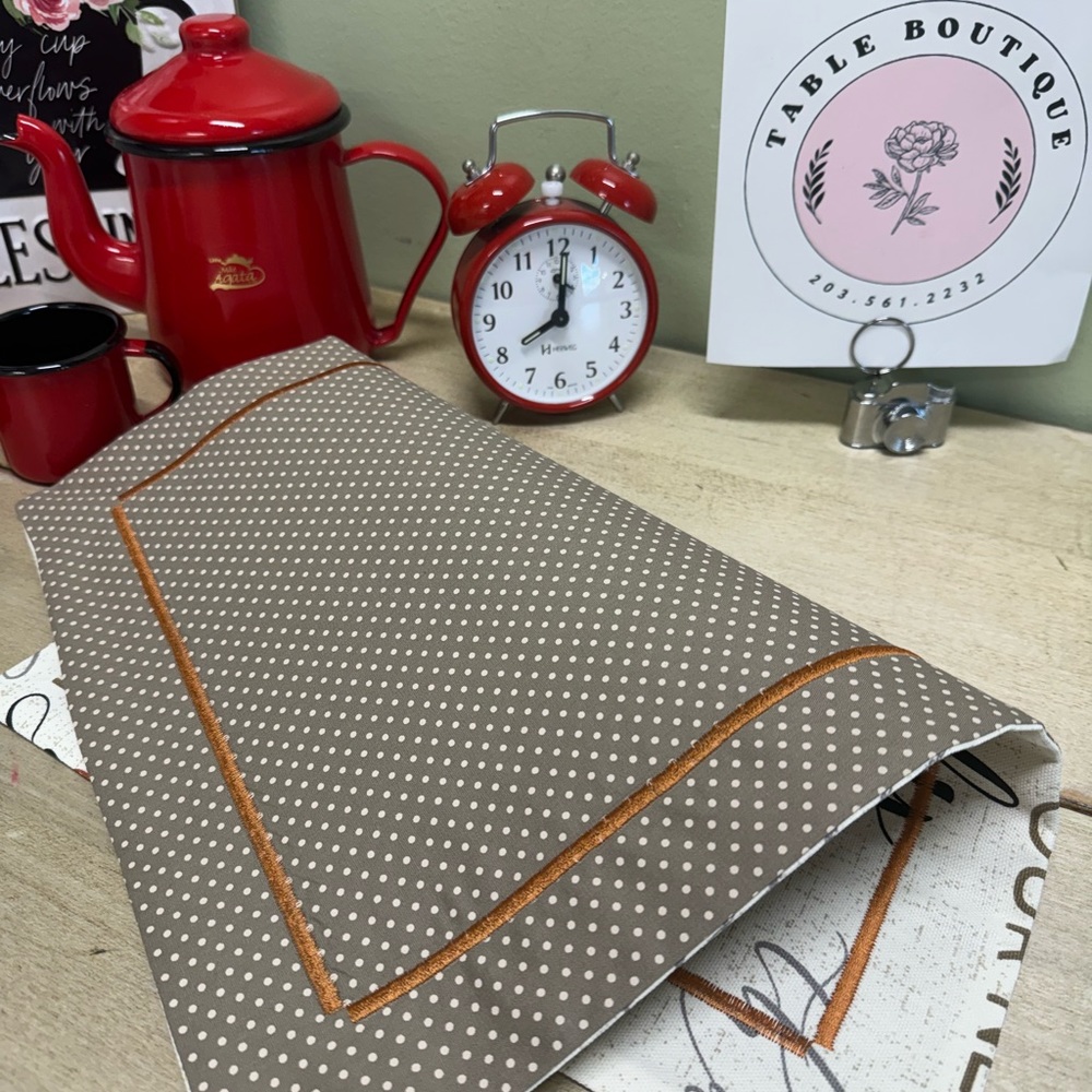 PLACEMATS SETS - Picture 9 of 12